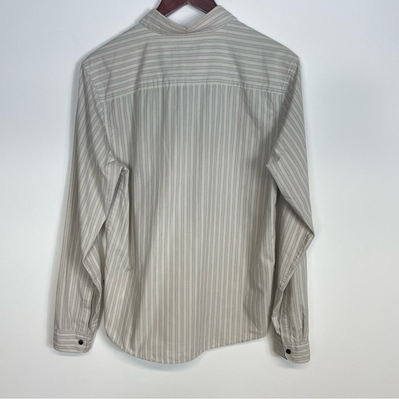 Patagonia Button Down Striped Long Sleeve Shirt Size S - Picture 2 of 13